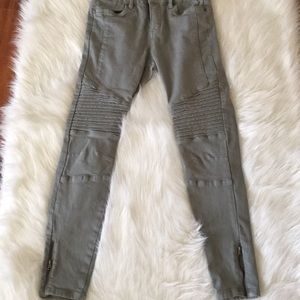 Wish List gray skinny jeans